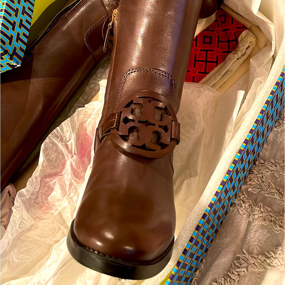 Tory Burch MILLER PULL-ON BOOT